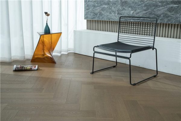 oak floor herringbone