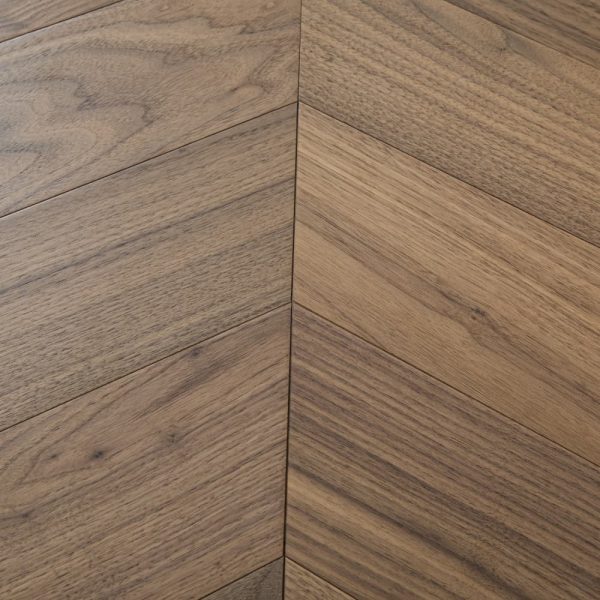 Chevron flooring for living rooms