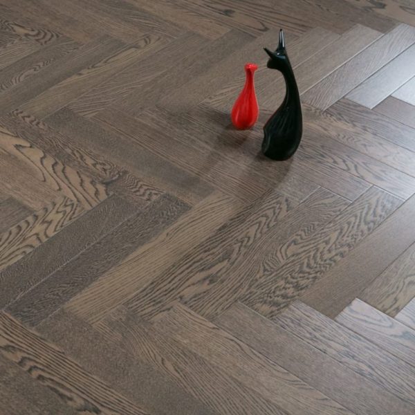 herringbone wood floor pattern