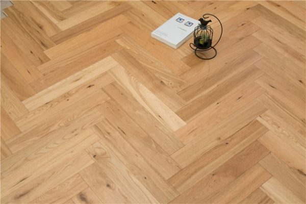 wooden floors herringbone
