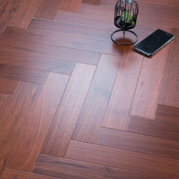 herringbone pattern laminate flooring