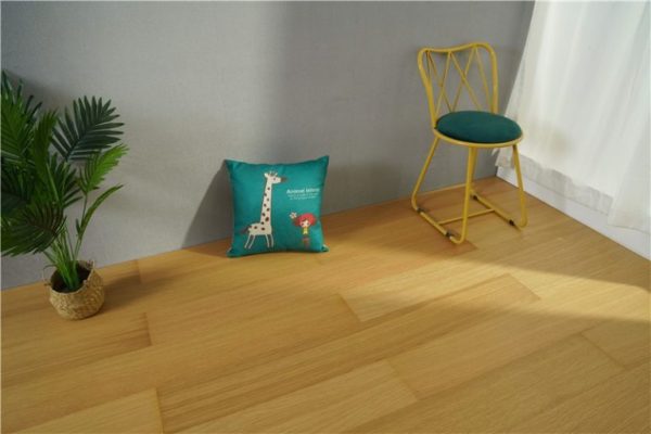 Maple engineered wood flooring