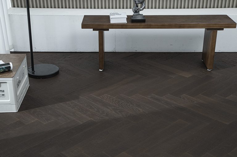 Raucher Herringbone Bodenbelag