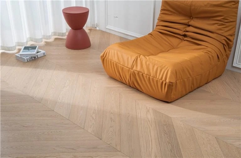 Chevron flooring directional grain pattern-