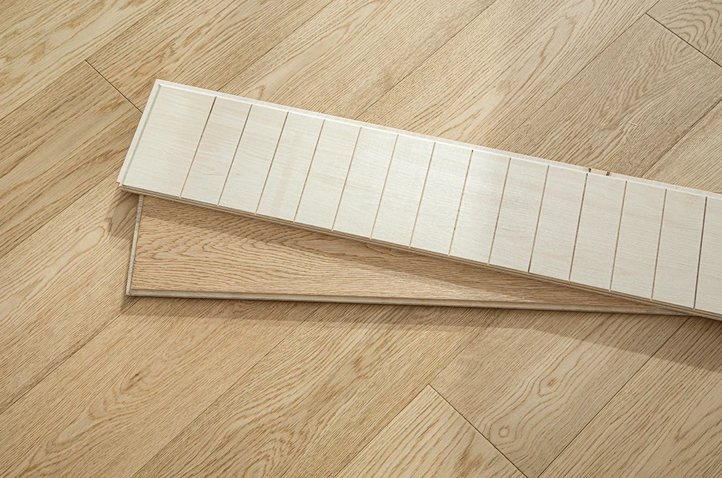 QH1902 for Natural Oak Texture and Practical Interiors