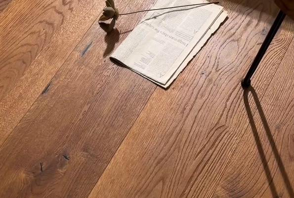 How to Test Flooring Samples Before Making a Final Purchase An 8-Step Buyer Checklist
